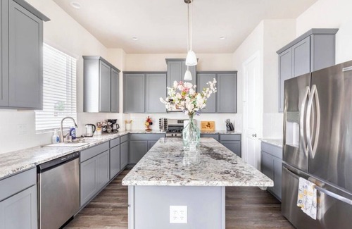Spring Branch East House | Charming 3-bedroom townhome near the Galleria, with wifi in fabulous Houston