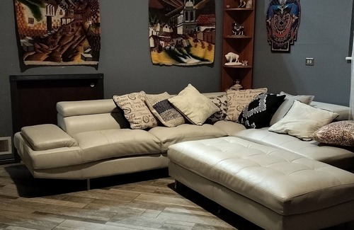 Dupont House | Charming 3-bedroom house in Fort Lupton with WiFi and AC