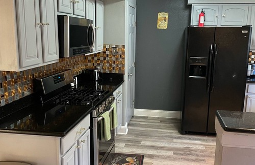 Seabrook House | Charming 3 bedroom home