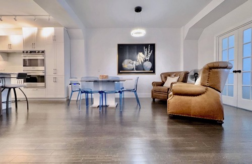 Downtown Boston Condo | Charming 3BR&2BA in The Best Location of Downtown Boston