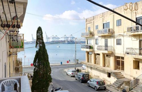 Il-Qajjenza Apartment | Charming 3BR Apt with Breathtaking Sea Views by 360 Estates