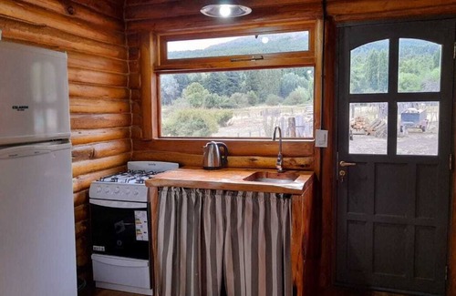 La Bolsa Cottage | Charming 4-bedroom cottage in superb Villa Lago Rivadavia with WiFi