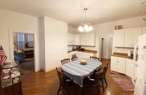 Monongahela House | Charming 4-bedroom family friendly house in Monongahela. Make yourself at home!