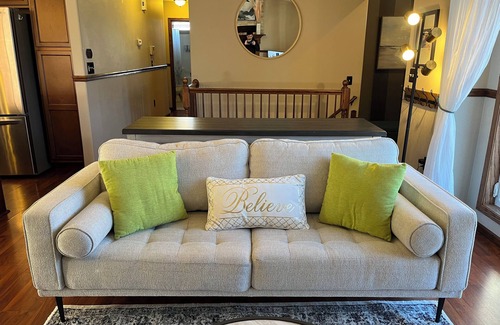 Kechi House | Charming 4-bedroom house with AC, WiFi. 10 mins to WSU