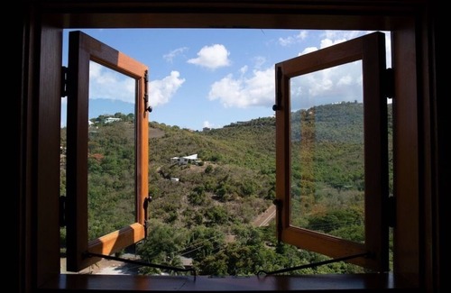 Estate Salt River House | Charming 4-bedroom house with AC, fitness room in fabulous Christiansted