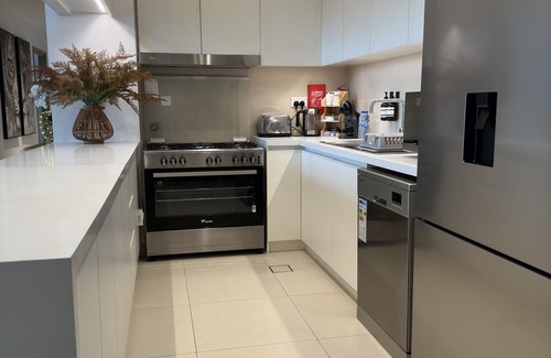 Jadaf Apartment | Charming 4th Floor Unit with Unobstructed Burj Khalifa View Across the Water