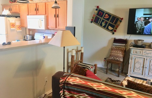 Santa Fe House | CHARMING ADOBE SANTA FE HOUSE 3BR 2BA