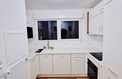 Ivry-port Apartment | Charming Apartment With Panoramic Seine River & Eiffel Tower Views