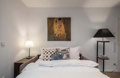 Barmbek-Sued Apartment | Charming Apartment Close to Heart of Hamburg