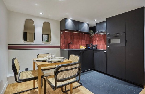 Madeleine Apartment | Charming Apartment Faubourg St Honore Madeleine