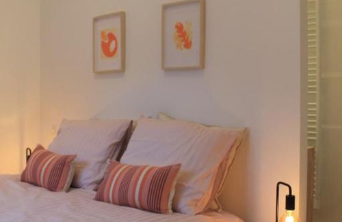 Historisch centrum Apartment | Charming Apartment with Cathedral View! On the 4th floor