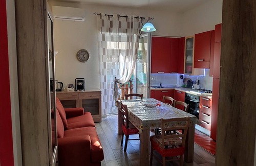 Bosa Historic Centre Apartment | Charming Apartment with Jacuzzi Pool