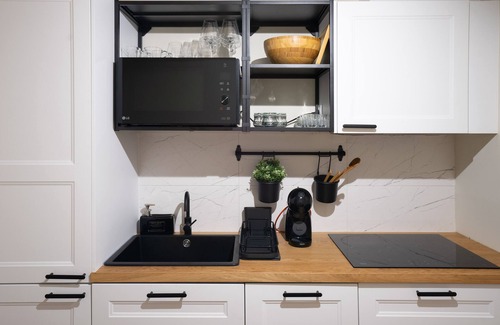 Se Nova Apartment | Charming Apt in Historic House - Center