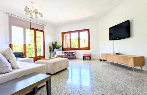 Sant Vicenc de Montalt Apartment | Charming Attic with Pool and Seaviews