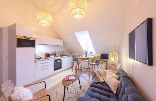 Vannes Apartment | CHARMING, ATYPICAL APARTMENT IN THE HEART OF TOWN