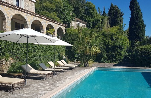 Tourrettes-sur-Loup House | Charming bergerie with swimmingpool