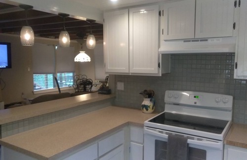 Broaddus Cabin | Charming Cabin 300 Yards from Free Boat Launch & Swimming Area