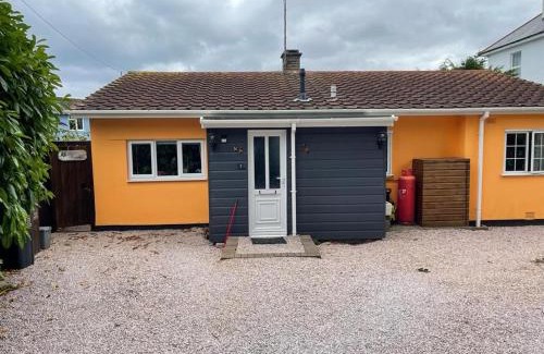 Dartmouth Ski Chalet | Charming Chalet in Stoke Fleming - Sleep 3 4