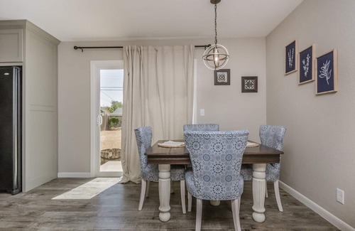 Dumas House | Charming Chelsea