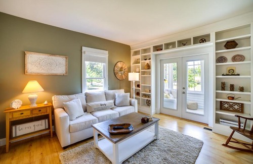 Chesterton House | Charming Chesterton Home with Idyllic Location!