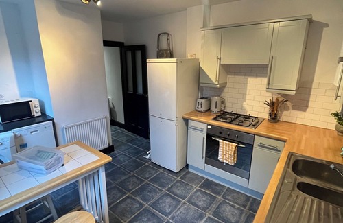 Leabridge Apartment | Charming Clapton Home | 1 Bed | Private Garden