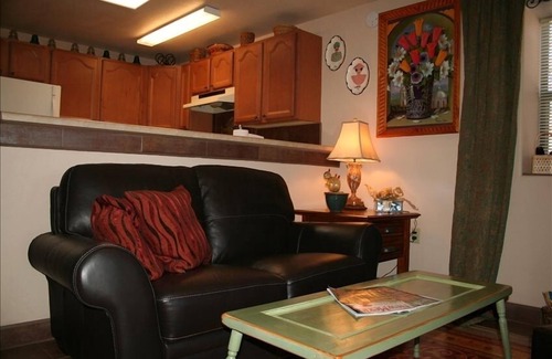 Las Cruces House | Charming, Clean and Cozy Casita
