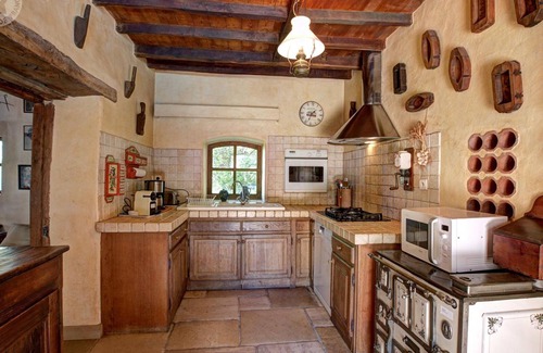 Essertines-en-Donzy Cottage | Charming Country House with Private Pool, Spa, Sauna, and Historic Features