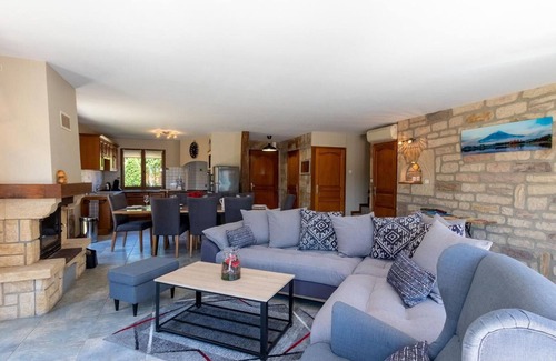 Villers-les-Luxeuil Cottage | Charming cottage with private pool and jacuzzi in the Vosges