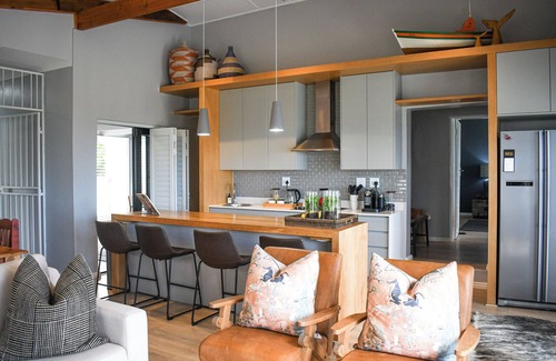 Kleinmond House | Charming Coastal Escape at MOS-Palmiet, Kleinmond Where the River Meets the Sea…