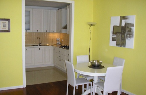 Dorsoduro Apartment | Charming, Comfortable, Fully Equipped Flat With Pictoresque Venice Canal Views
