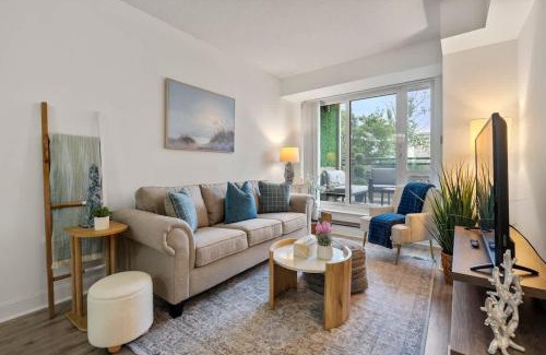 Islington - City Centre West Apartment | Charming Condo with Private Terrace in Etobicoke