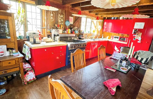 Bellport House | Charming Converted Barn and Cottage walk to the Fire Island Ferry, rental by mo.