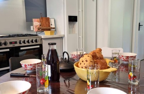 Neronde Cottage | Charming cottage for 6 people in Néronde