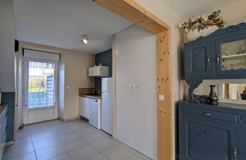 Raucoules Cottage | Charming Cottage for 6 with Terrace and Wifi
