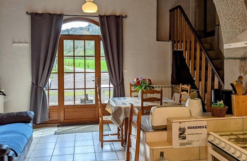 Saint-Bresson Cottage | Charming cottage in Saint-Bresson, near outdoor activities