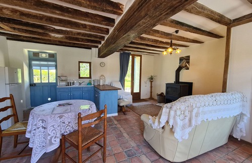 Lignac Cottage | Charming Cottage in Berry with Private Terrace and Shared Garden, Near Brenne Ponds and Futuroscope
