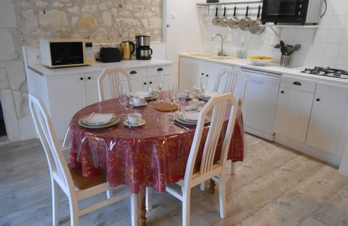 Meusnes Cottage | Charming cottage near Beauval Zoo, modern décor, garden, BBQ, free parking, A/C, non-smoking