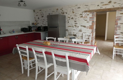La Roche-sur-Yon Cottage | Charming Country House with Large Garden, Terrace, and Trampoline