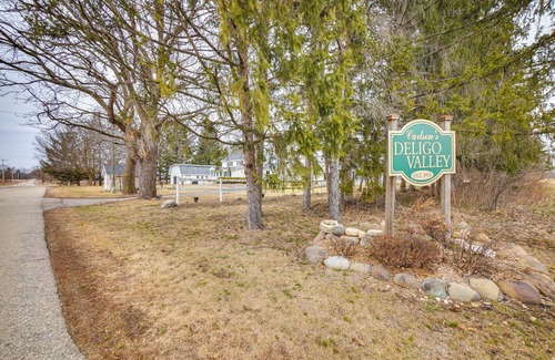 Honey Creek Cottage | Charming Country Cottage Guest House