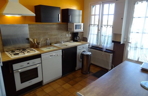 Pouille Cottage | Charming Country Cottage Near Loire Castles, Zoo, and Vineyards with Garden and Terrace