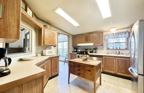 Central Bridge House | Charming Country Cottage