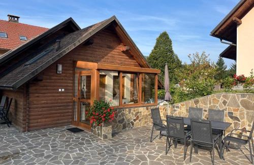 Predgrize Apartment | Charming countryside house