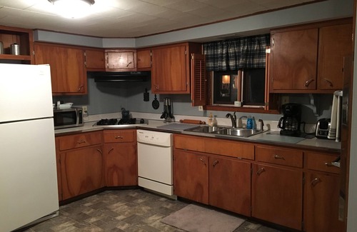 Wellsboro House | Charming, Cozy, & Conveniently Nestled in Historic Wellsboro, 2 BR, 1 Bath, WIFI