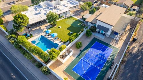 Shea North Estates House | Charming Desert Villa & Casitas with Sportcourt & Pool