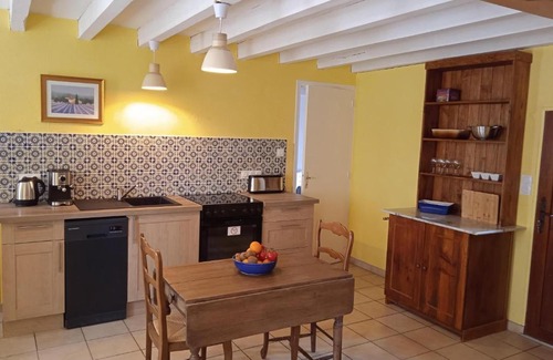 Sille-le-Guillaume House | Charming detached 2 bedroom ancient house in medieval quarter of a small town in the Pays de la Loire, France