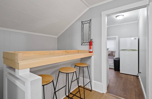 Glens Falls Apartment | Charming dog-friendly apartment with skiing, waterfalls, & kitchenette