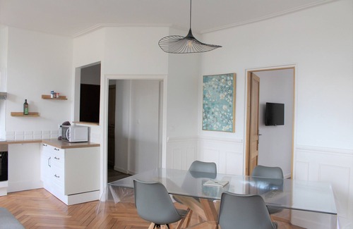 Auxerre Apartment | Charming downtown apartment