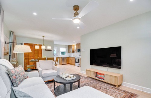 Cary House | Charming Downtown Cary Retreat