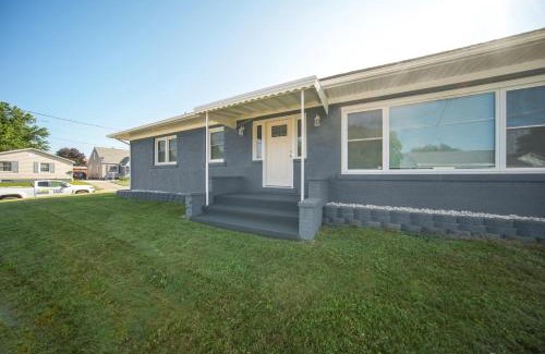 Erie House | Charming Erie Home about 2 Mi to Downtown Delights!