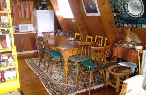 Whangapoua House | Charming Family Bach